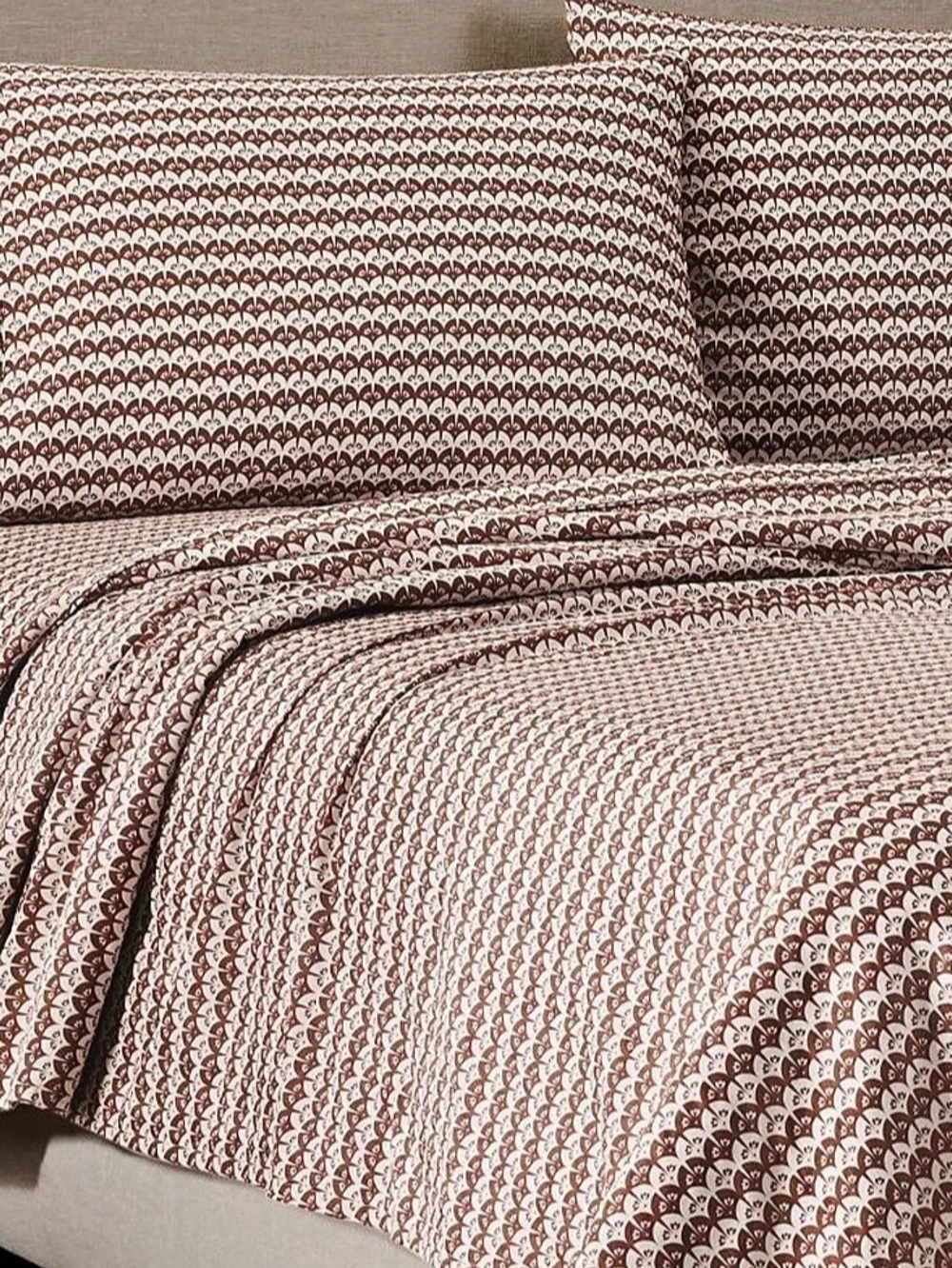Jeremiah Brent Home Scallop Geo Sheet Set Brown & White Twin